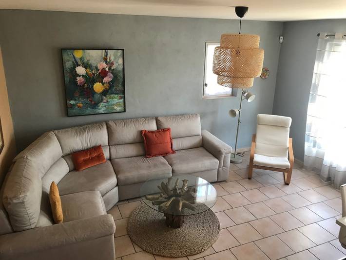 House 'La Bastide de l'Olivier' with Provençal Charm and Private Pool at the Foot of Ventoux