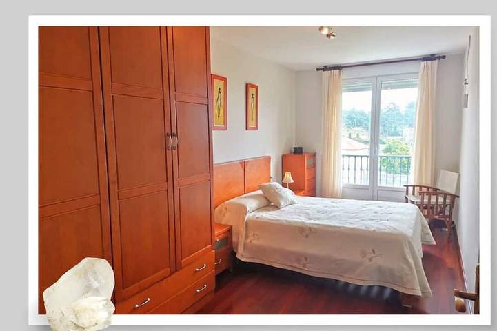 Ganze Wohnung, Apartment with 2 double bedrooms (4 persons), 1 bathroom at 400 meters from the beach in Praia Grande do Esteiro (Boiro), Boiro
