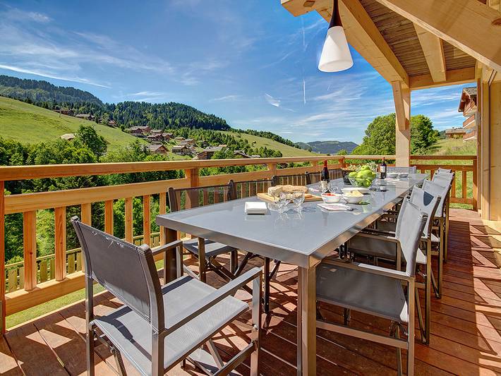 Ferienhaus für 16 Personen, mit Terrasse und Ausblick