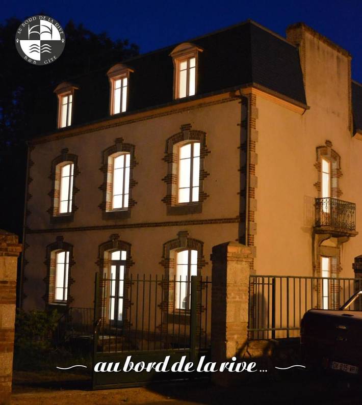 Chambre d’hôte pour 2 personnes, avec Terrasse ainsi que Jardin et Vue à Pontrieux