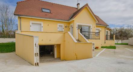 Chambre D’hôte pour 4 Personnes dans Clérey, Aube, Photo 3