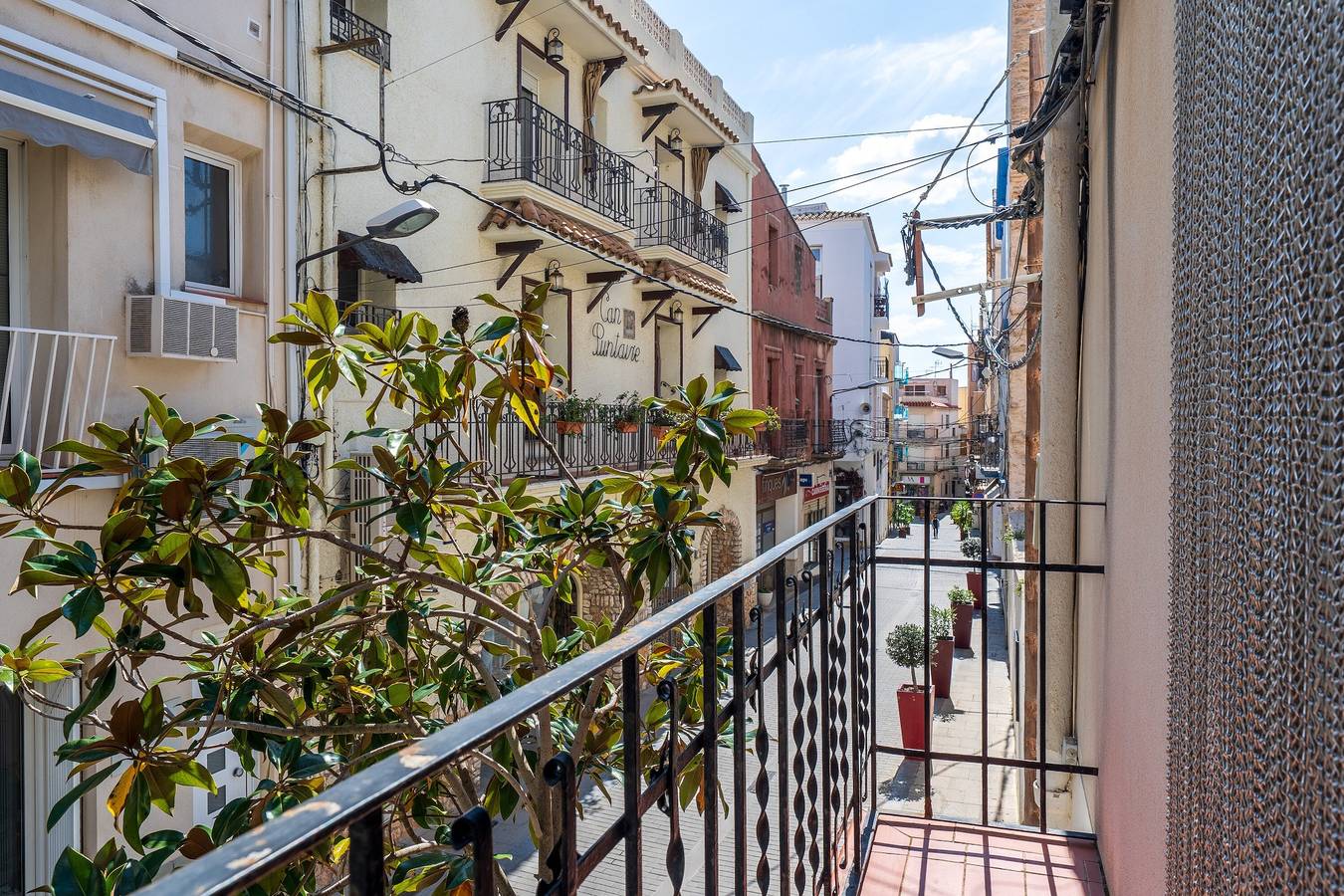 Apartamento entero, Apartamento 'Sant Joan' con balcón y Wi-Fi in Tierras del Ebro, Costa Dorada