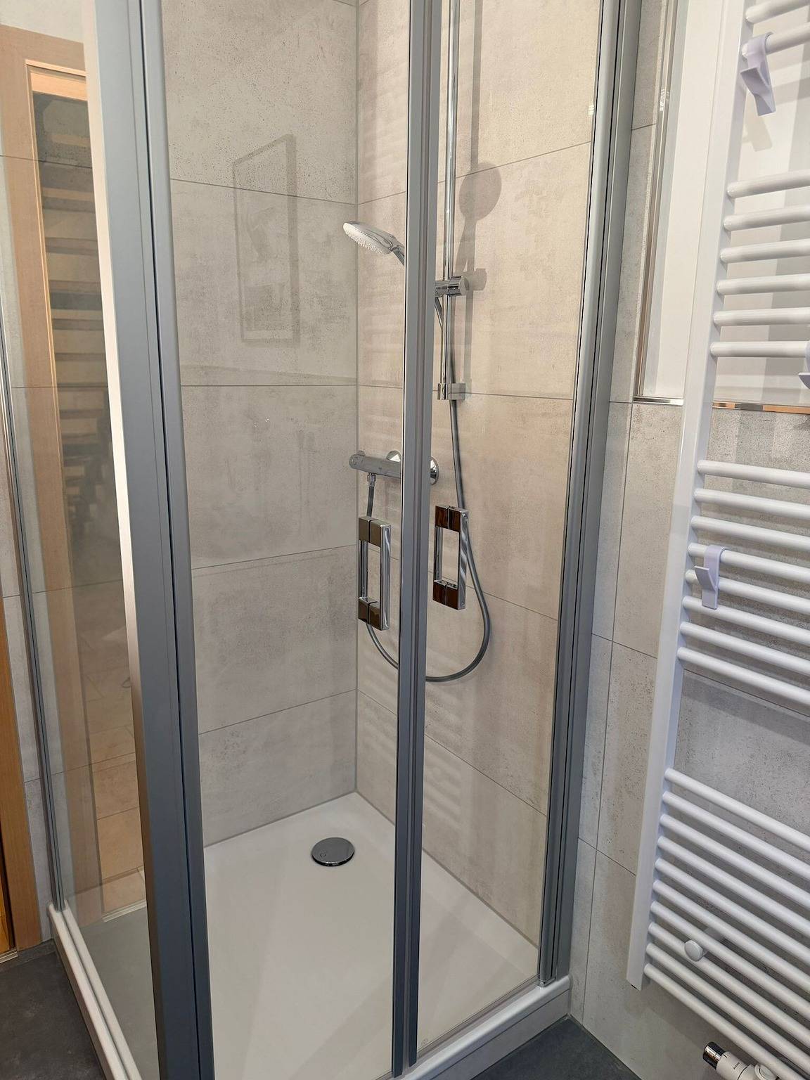 Entire apartment, Holiday Apartment 'Grobbel' Near Nature with Fireplace in Schmallenberg, Hochsauerlandkreis