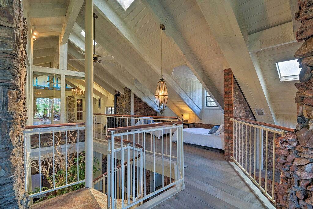 Einzigartiges Sedona Haus mit Mtn Views & Guest House! in Sedona, Oak Creek Canyon