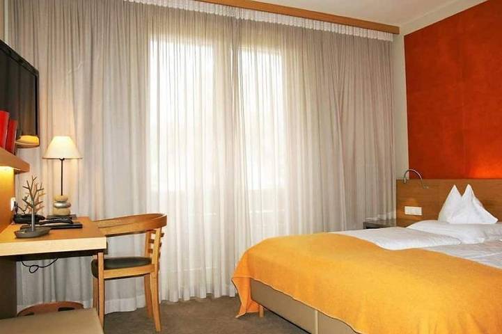 Ferienhaus für 2 Personen, mit Pool und Sauna sowie Garten in Seeboden - 2