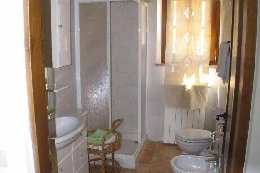 Ferienhaus fuer 2 Pesonen auf kl. Landgut mit  Pool, naehe heisse Quellen in Civitella Paganico, Grosseto Provinz