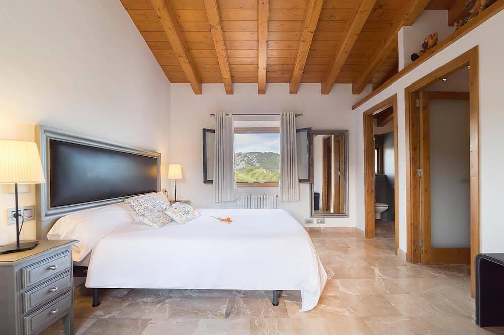 Premium: Grand And Elegant Villa in Crestatx, Sa Pobla