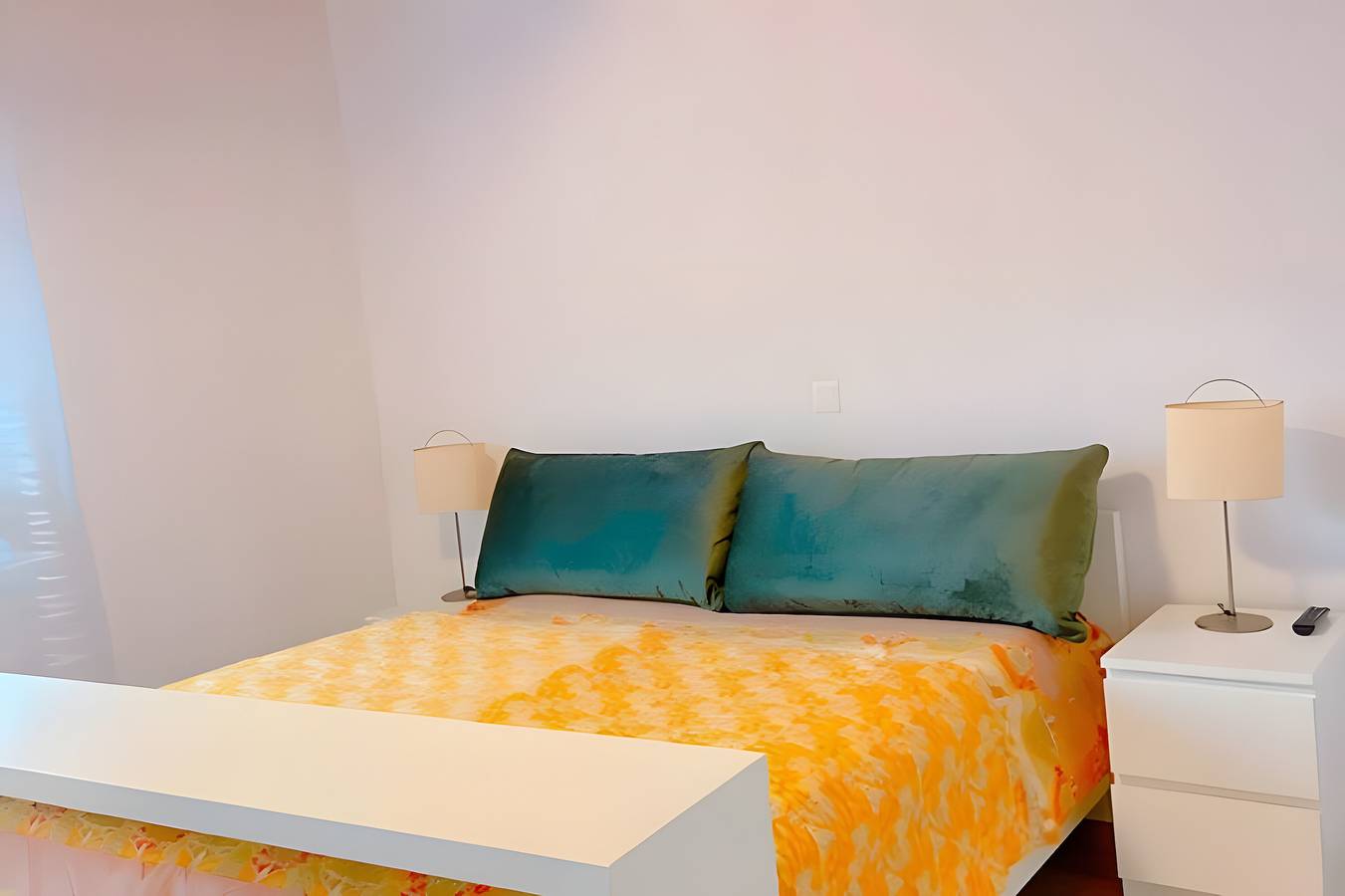 Ganze Wohnung, Modern furnished vacation apartment casa karin with terrace, garden and sauna in Bodman-Ludwigshafen, Landkreis Konstanz