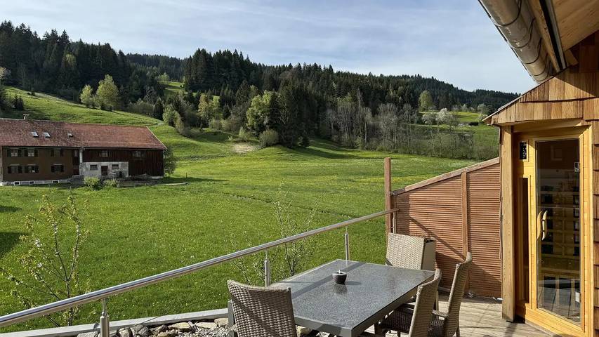 Ferienwohnung für 4 Personen, mit Sauna und Garten sowie Terrasse in Ofterschwang