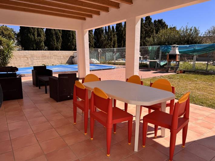 Villa für 6 Personen, mit Garten in Oliva - 2