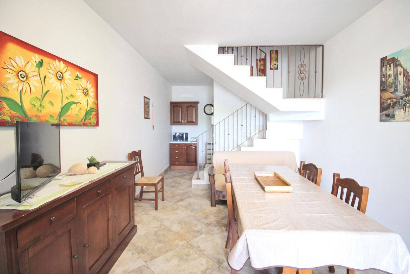 Entire apartment, Casa Roberta - with 2 bathrooms in Melendugno, Lecce Province
