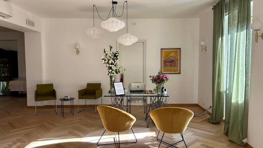Hôtel pour 2 personnes, avec Terrasse et Jacuzzi à Gavi