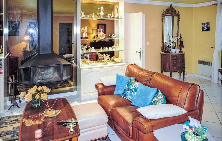 Location de vacances pour 6 personnes, avec piscine à Vic-en-Bigorre - 4