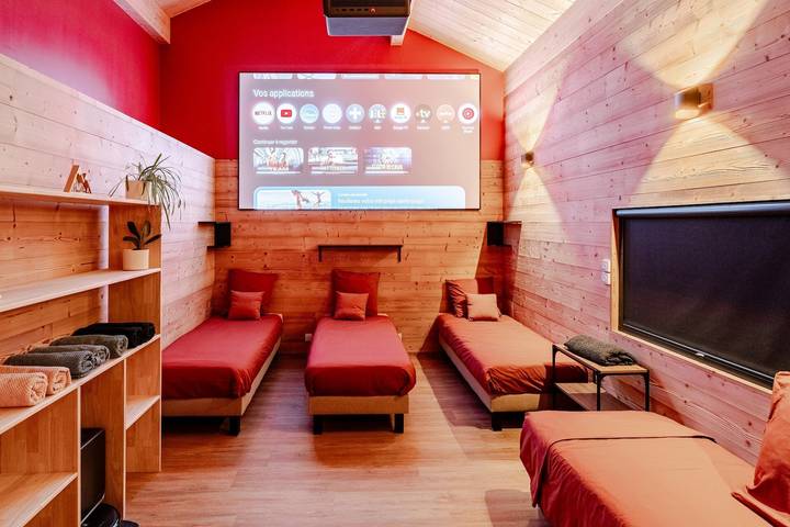Chalet Quiétude, Whirlpool, Kino, 17 Betten, 5 Duschen in Font-Romeu-Odeillo-Via, Parc naturel régional des Pyrénées catalanes