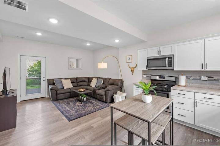 Vacation rental for 5 people, with balcony and yard in Illinois