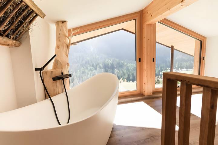 Baita per 4 persone, con Balcone e Giardino nonché Sauna in 