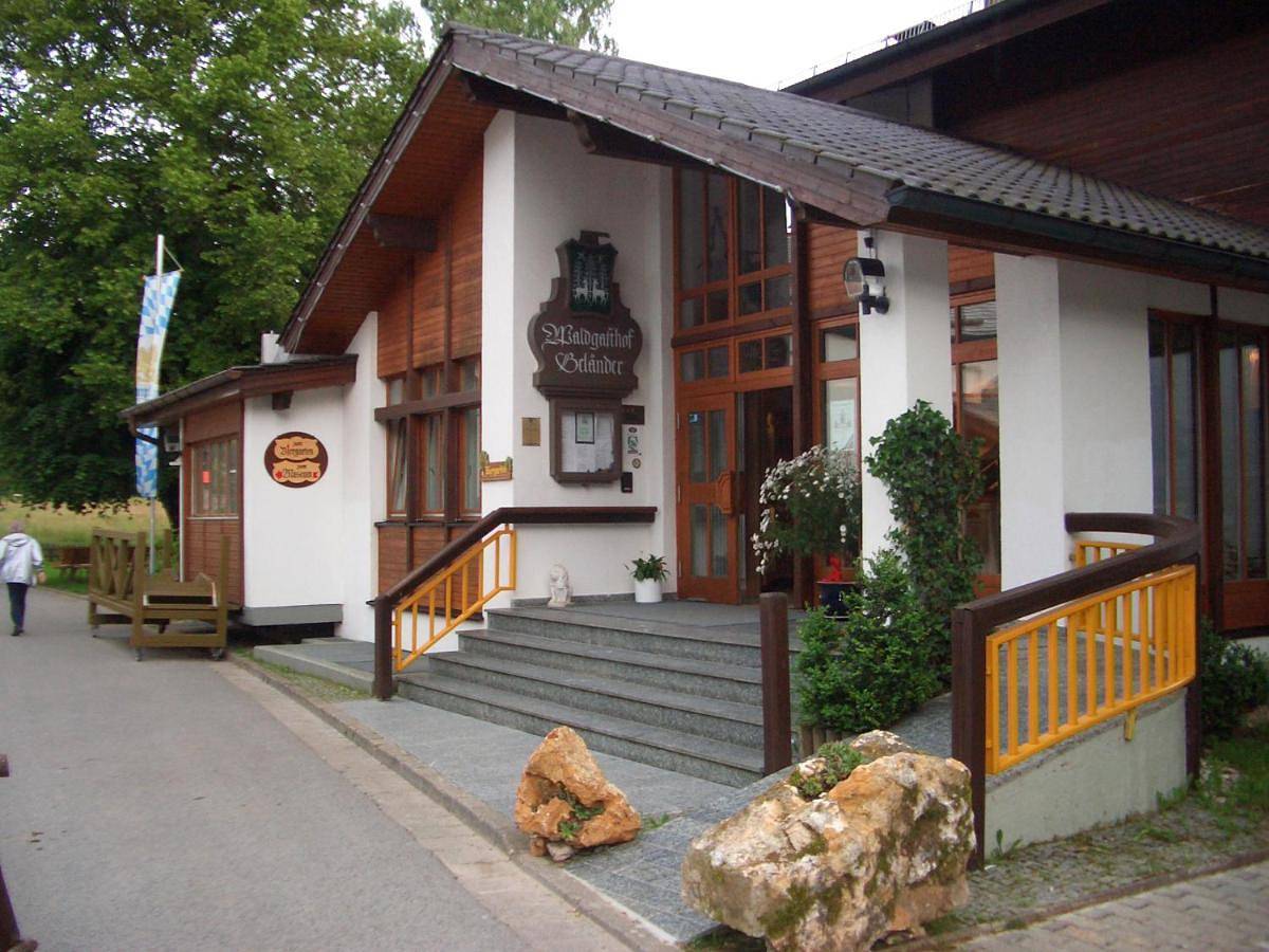Waldhotel Geländer in Schernfeld, Altmühltal
