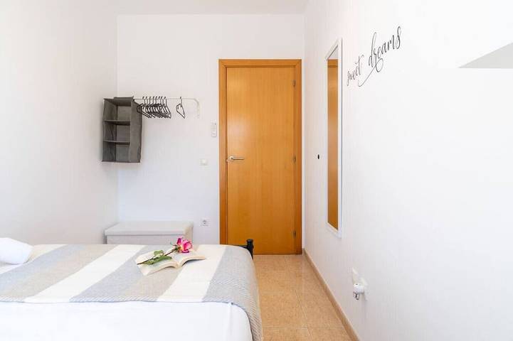 Ganze Wohnung, Delta Ebro, 10 min from the beaches, free parking, balcony in La Cava, Deltebre