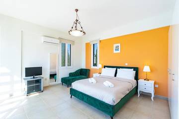 Villa for 6 People in Larnaca District, Photo 1