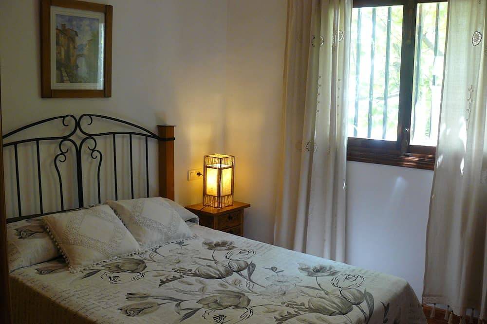 Schönes Cortijo mit privatem Pool und Garten zwischen Granada und Küste für 4 Personen in Padul, Granada Provinz