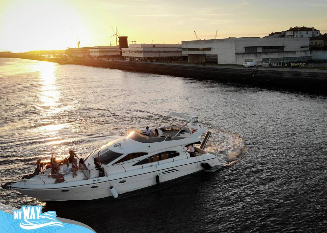 Barco no Coração da Cidade - Iate de 5 estrelas in Viana do Castelo, Distrito de Viana do Castelo