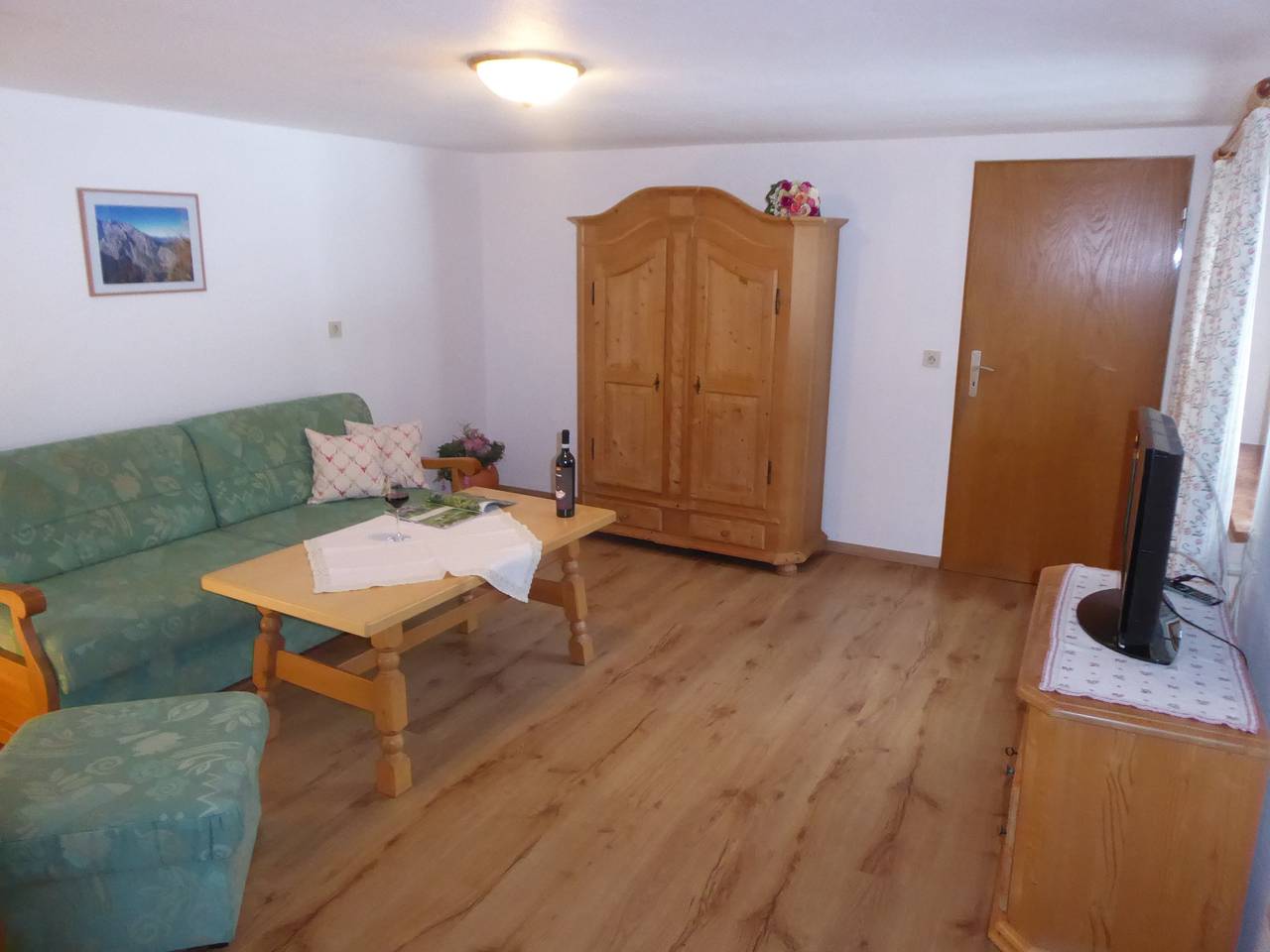 Ganze Ferienwohnung, Das Neuhäusl - Ferienwohnungen - Ferienwohnung Kehlstein, für 2 Personen in Göllstock, Berchtesgaden