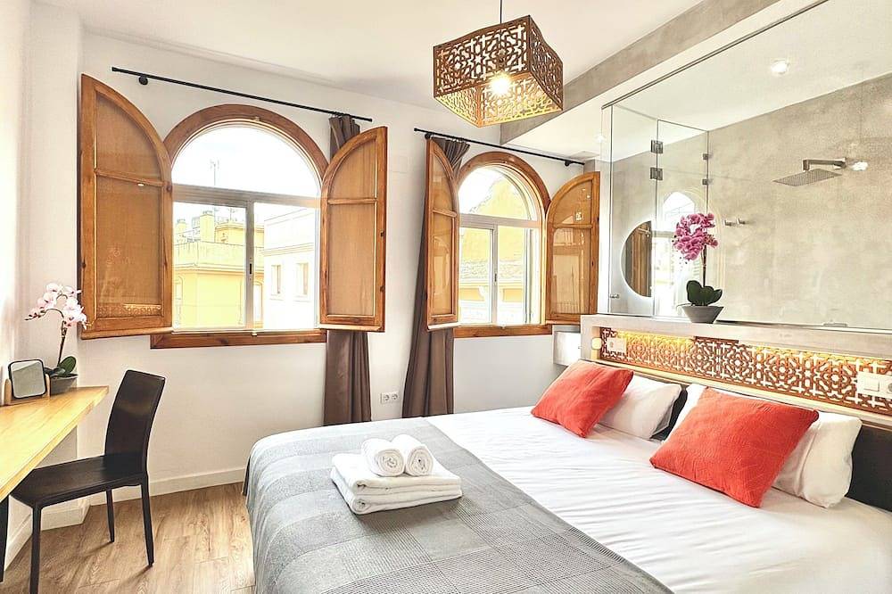Unique House 5Br- Private Spa&Pool - Stayinseville in Casco Antiguo, Sevilla