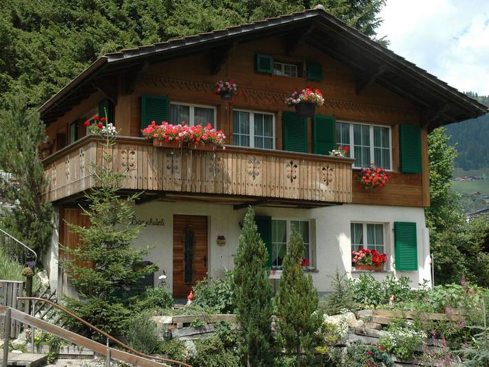 Vacation rental for 2 people, with Balcony and Terrace as well as Yard in Bernese Oberland