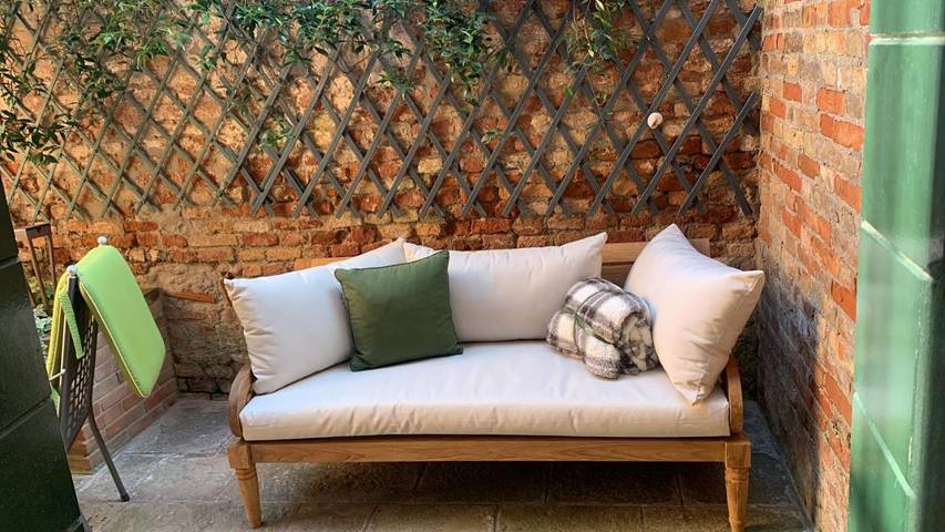 Gîte pour 4 personnes, avec terrasse dans Basilica Of San Pietro Di Castello