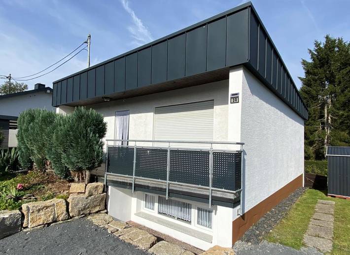 Ferienhaus für 3 Personen, mit Balkon und Terrasse sowie Garten und Sauna im Westerwald