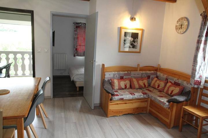 Gîte pour 6 personnes, avec piscine ainsi que vue et balcon à Arreau - 3