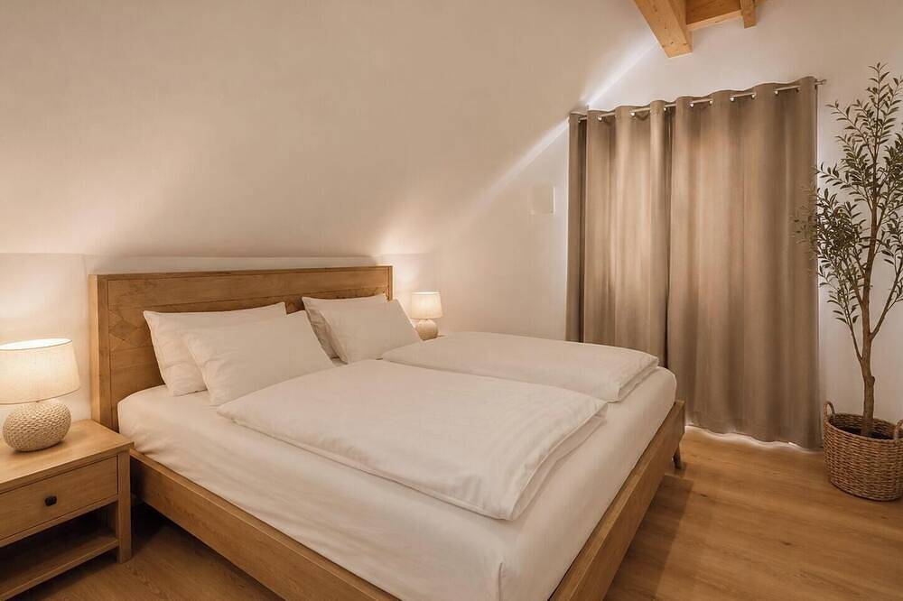 Ganze Wohnung, Liboria Alpenauszeit: Traumhafte Ferienwohnung mit Balkon in Riegsee, Das Blaue Land