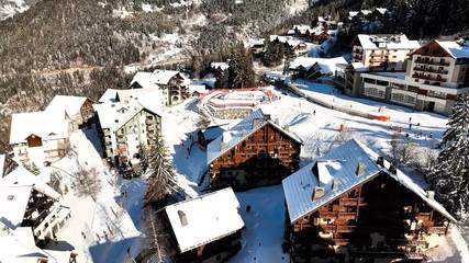 Gîte pour 12 personnes, avec sauna et balcon à Oz
