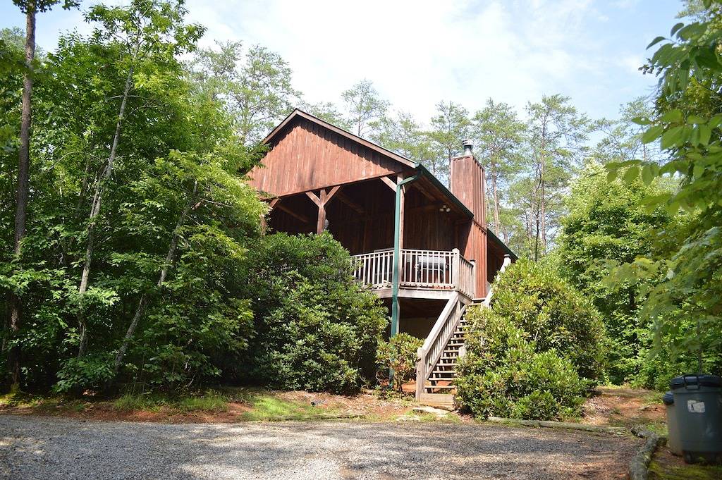 Die abgelegenste private Hütte, Whirlpool Romantik! Keine Nachbarn! In der Nähe von Cades Cove. in Tuckaleechee, Blount County