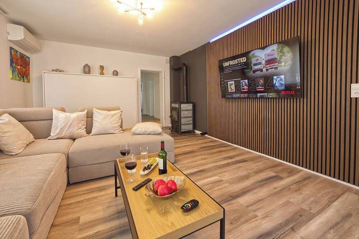 Ferienwohnung für 5 Personen, mit Terrasse und Garten - 1