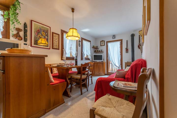 Appartamento per 4 persone, con Balcone a Selva di Cadore