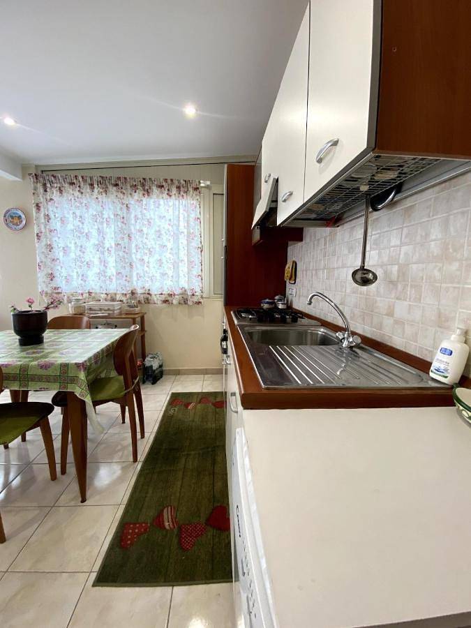 Gîte pour 4 personnes, avec terrasse dans Soverato Marina - 3