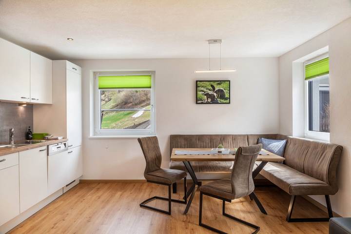 Ganze Wohnung, Ferienwohnung 'Haus Florian' mit Bergblick und Wlan in See, Verwall