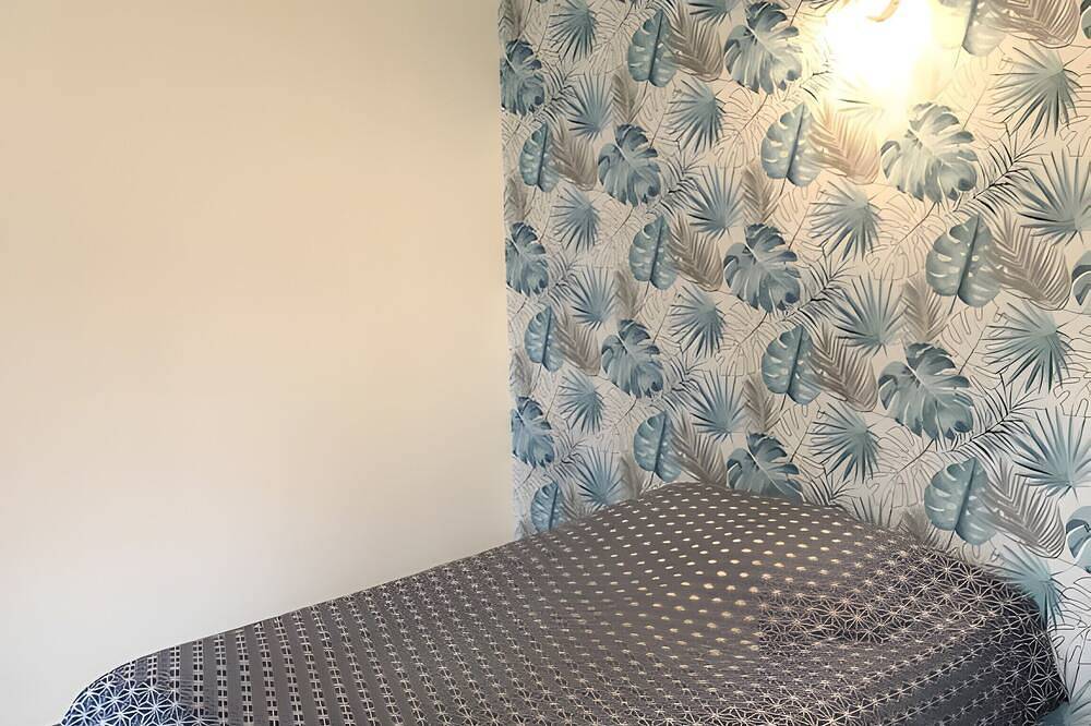 Appartement entier, Gîte adapté pmr 4 personnes in Coubon, Haute-Loire