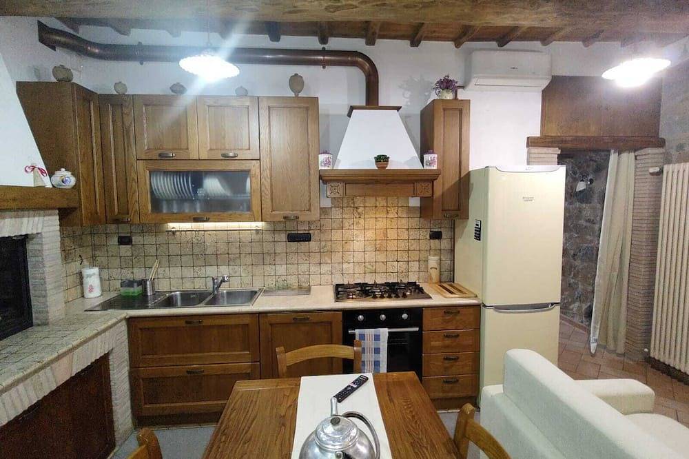 Ganze Wohnung, Fein renovierte Touristenwohnung im historischen Zentrum von Bolsena in Bolsena, Bolsenasee