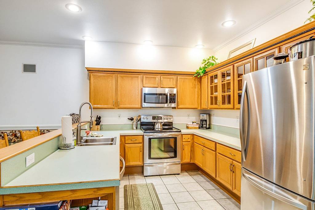 Ganze Wohnung, Oceanfront Suite mit Kamin, Whirlpool und voll ausgestatteter Küche! in Ocean Shores Beach, Ocean Shores