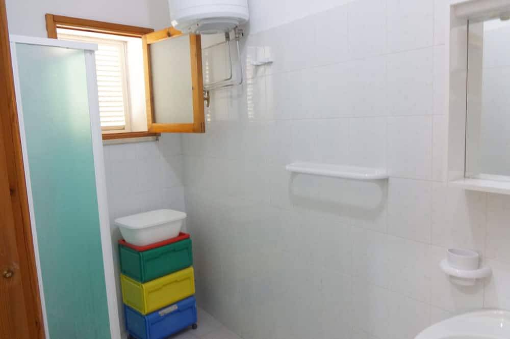 Entire apartment, Euforia two-room apartment for 2 to 4 people at 80 meters from the sea in Lido Marini, Gulf of Taranto