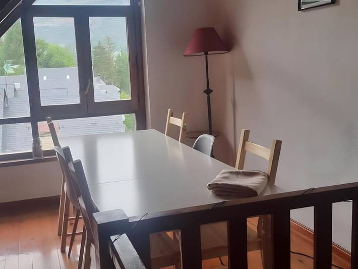 Apartamento entero, Apartamento de vacaciones para 6 personas con terraza in Viella, viella e mijaran