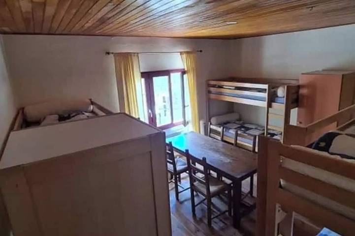 Gîte pour 11 personnes, avec jardin à Arrigas - 4