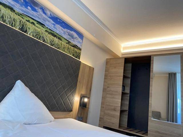 Hotel Restaurant Roemer in Merzig, Saar-Nahe-Bergland
