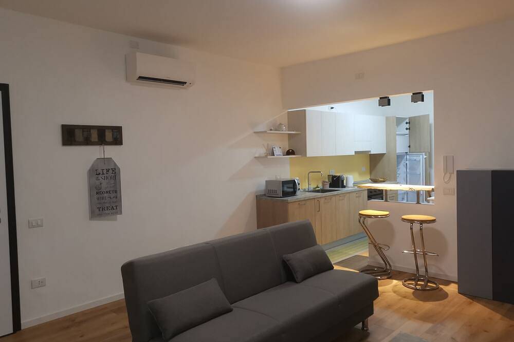 Ganze Wohnung, Open Space in Bassano del Grappa, Vicenza Provinz