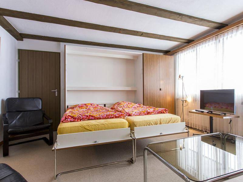 Ganze Ferienwohnung, Ferienwohnung Crestahüs 2 Altermatt, Obersaxen-Misanenga - 2.5 Zimmer Ferienwohnung Nr. 1 für max. 4 Pers. in Obersaxen, Obersaxen-Mundaun