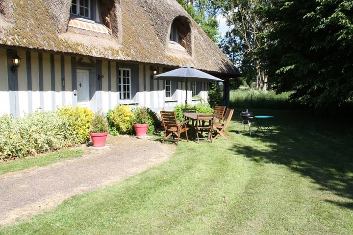 Gîte pour 8 personnes, avec jardin dans La Crique