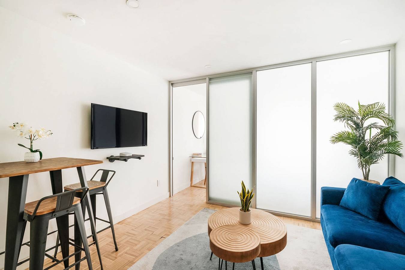 Entire apartment, 75-2B Prime Upper East Brand New 1Br W D Elev in Manhattan, New York City