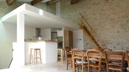 Gîte pour 8 personnes, avec terrasse à Roquefort-des-Corbières